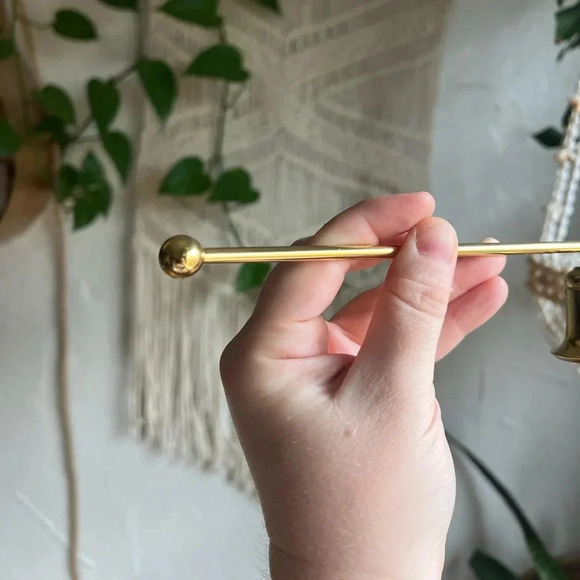 Vintage Gold Candle Snuffer - Elegant Brass Metal Candle Extinguisher Tool - Picture 4 of 10